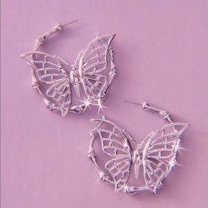 🦋 SILVER BUTTERFLY HOOPS 🦋